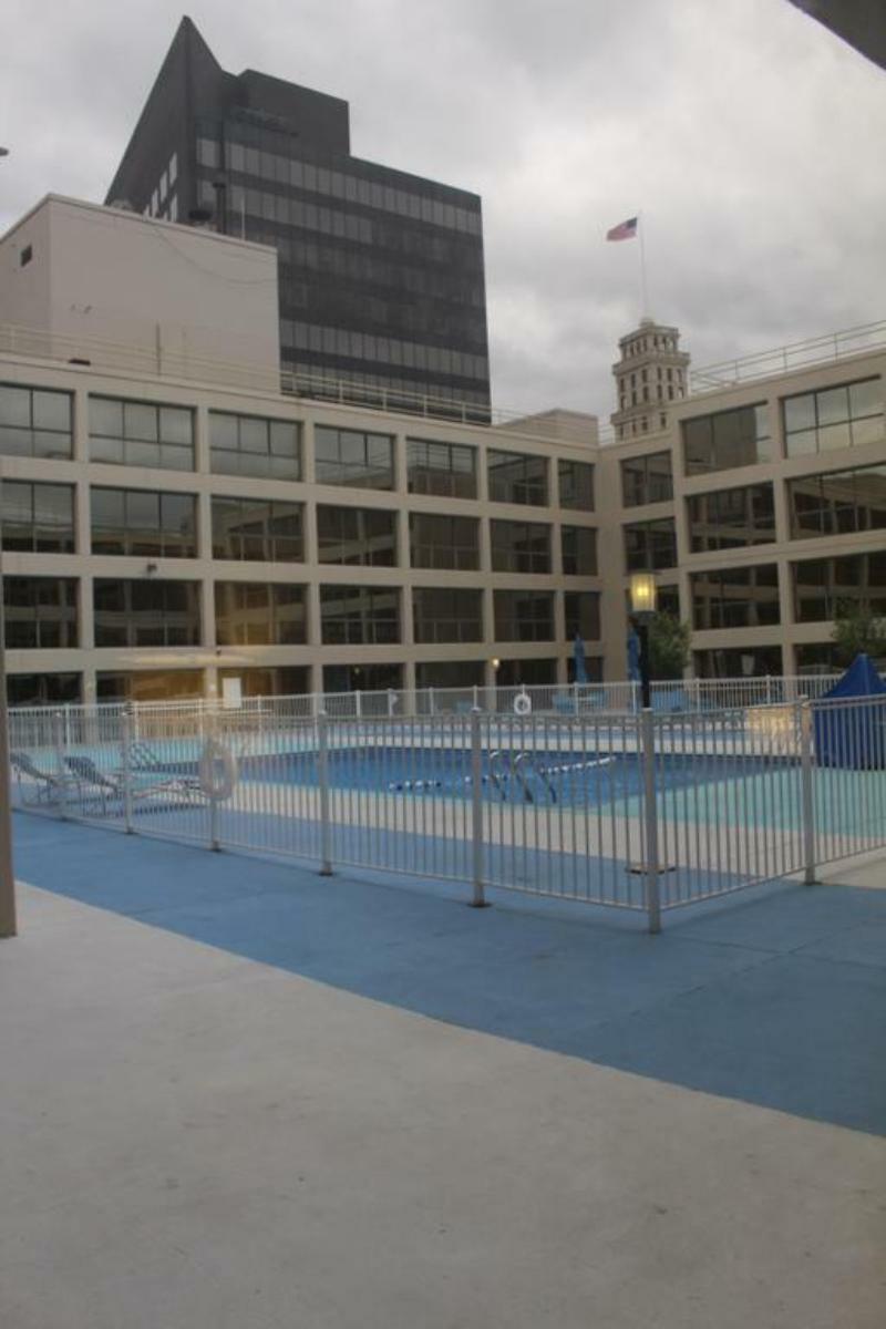 Holiday Inn Rochester Downtown Exterior photo
